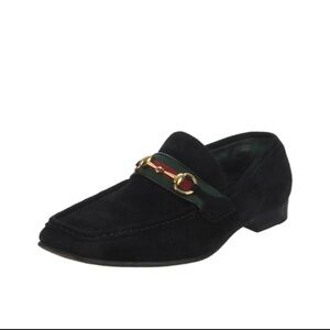 Gucci velvet chain link accents dress loafers